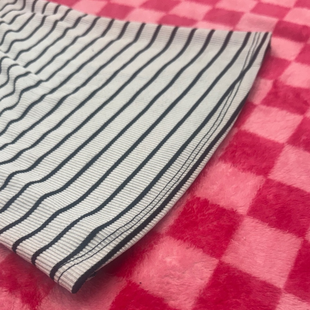 Rue21 White and Black Striped Ribbed Tank - Picture 4 of 5